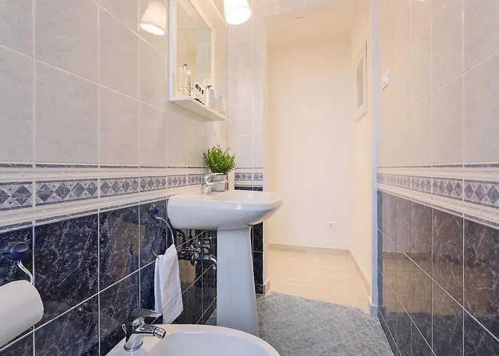 Townhouse By The Spanish Steps Daire *
