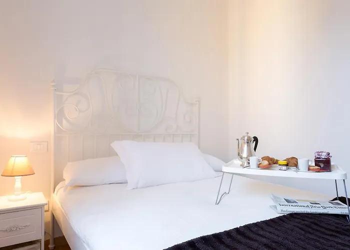 Townhouse By The Spanish Steps Roma