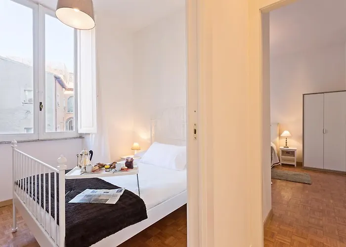 Townhouse By The Spanish Steps * Roma