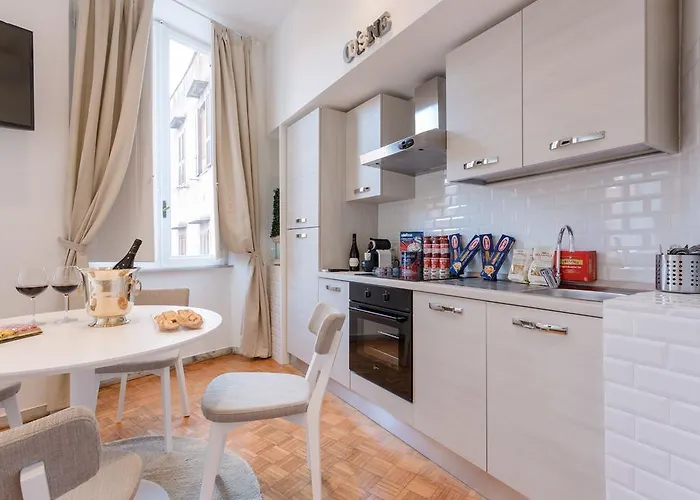 Daire Townhouse By The Spanish Steps
