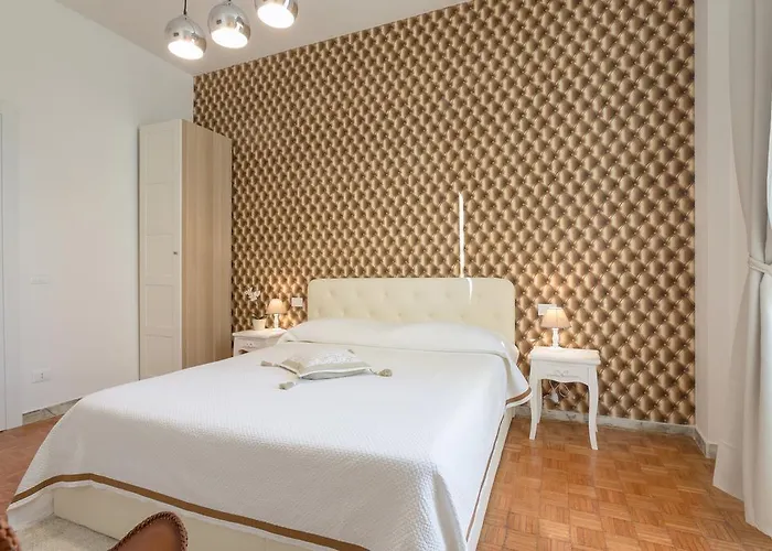 Daire Townhouse By The Spanish Steps *