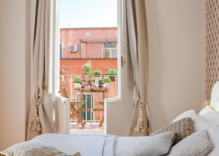 Townhouse By The Spanish Steps * Roma