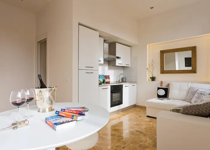 Townhouse By The Spanish Steps Roma